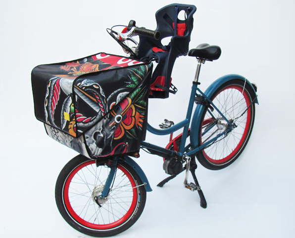 Biciccapace with child seat