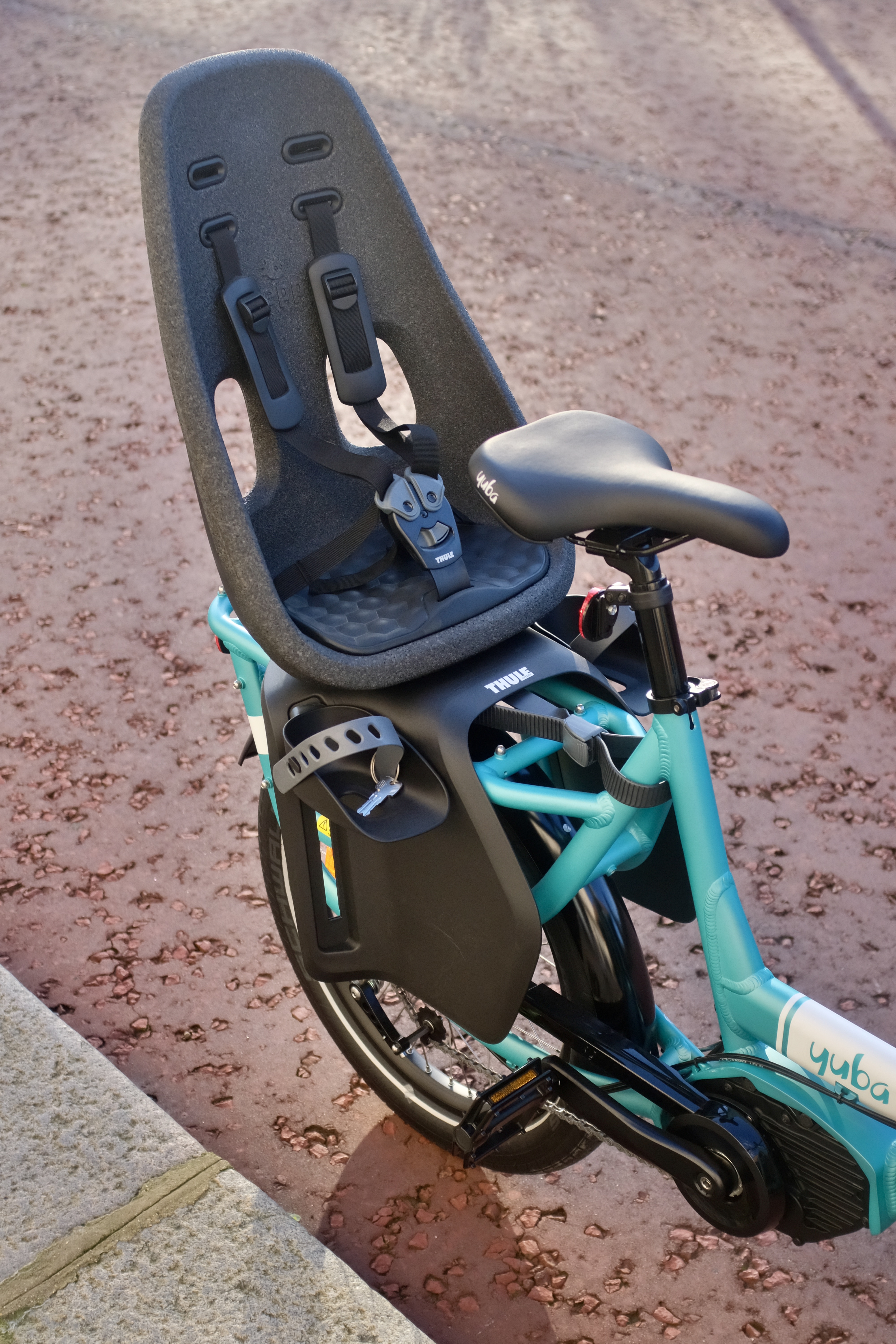 londongreencycles-yuba-supermarche-baby-seat