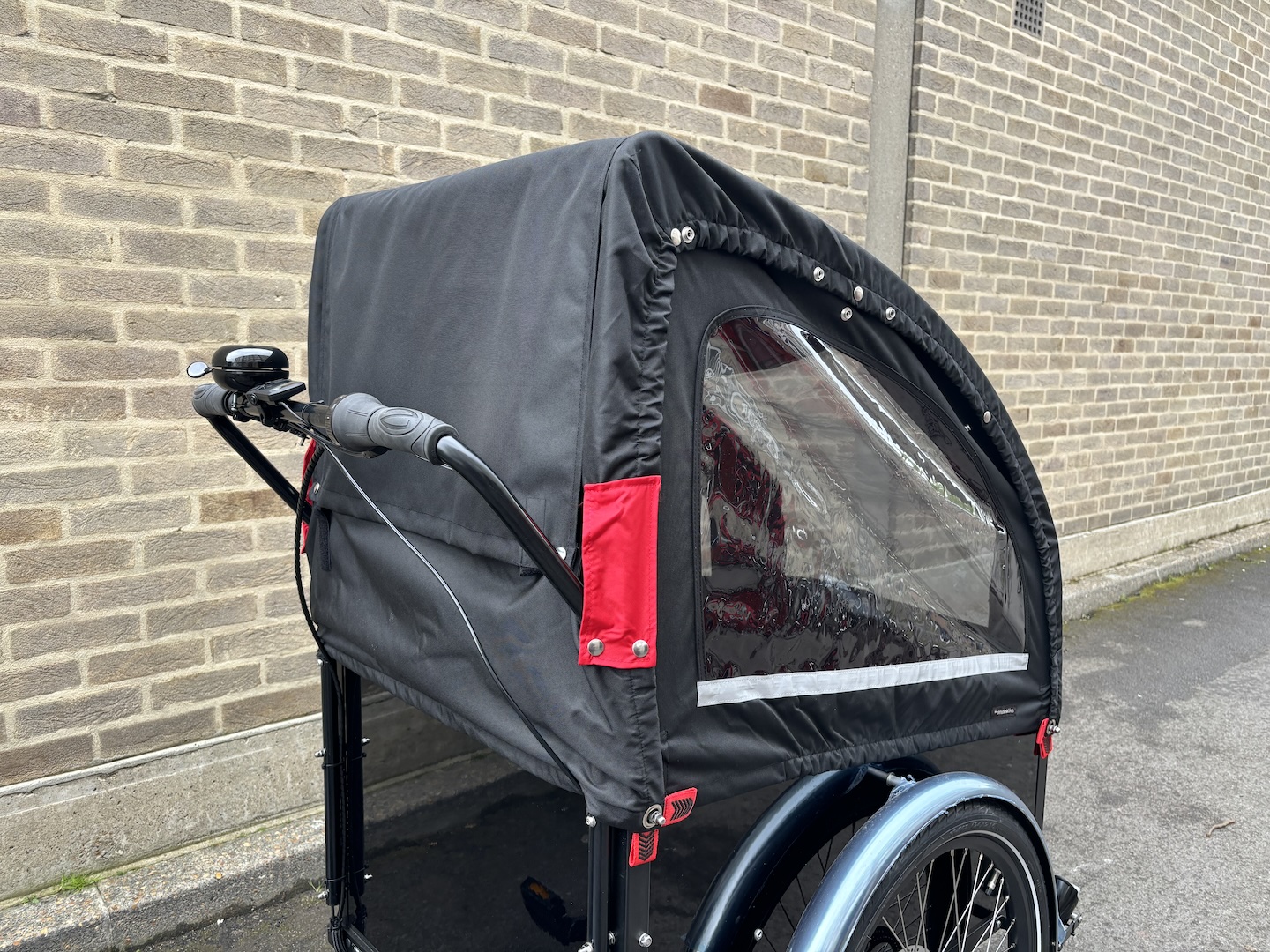 London Green Cycles – Bugatti XL Hood 04