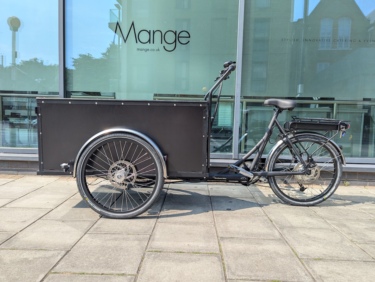Second hand electric cargo bike hotsell