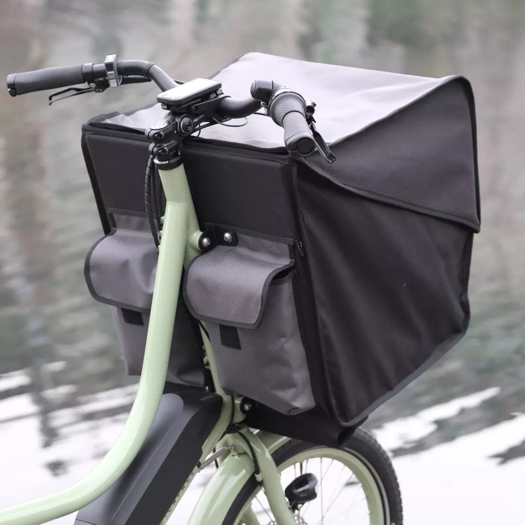 Box of the Bicicapace Classic cargo bike