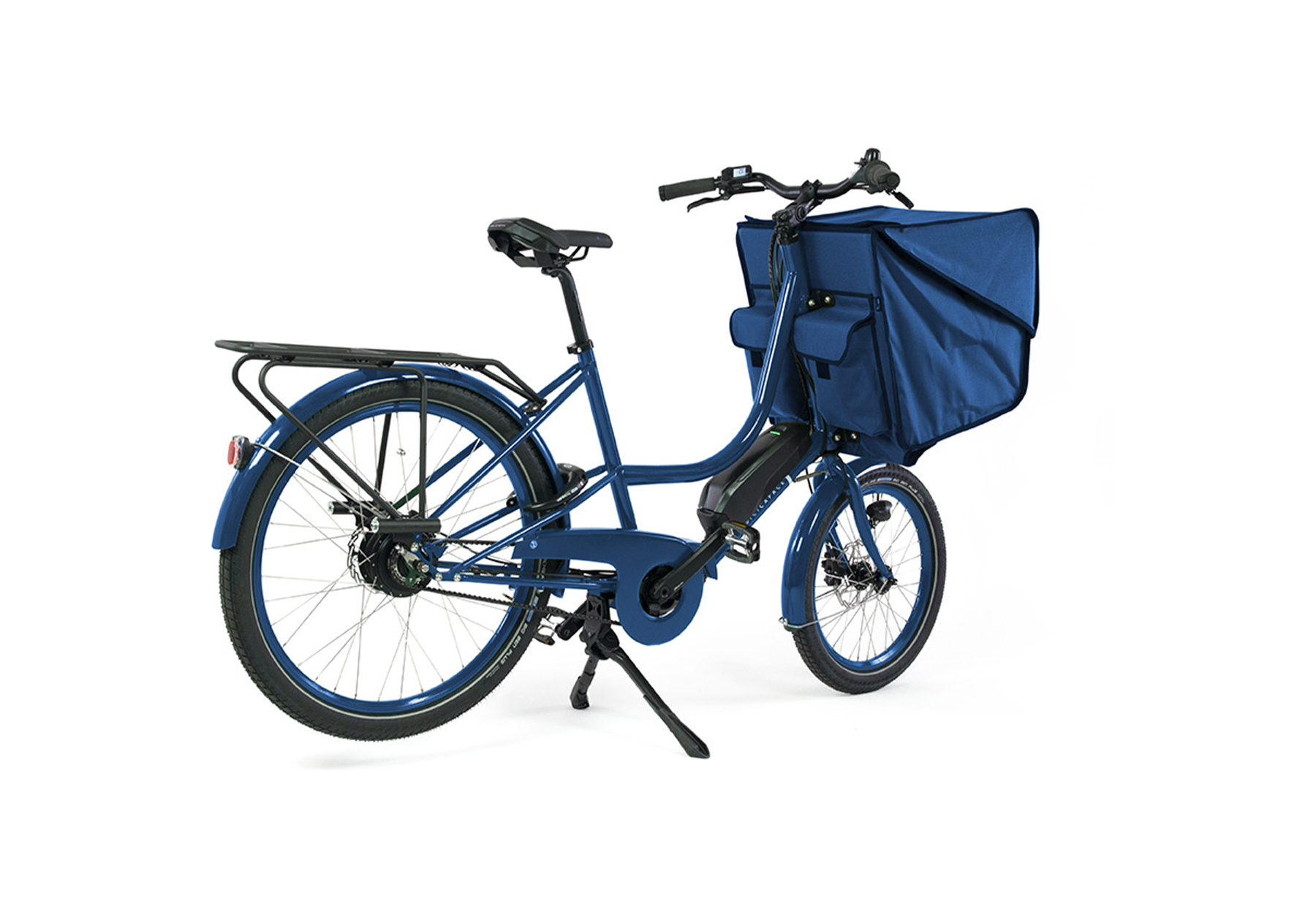 A darkblue Bicicapace Classicona cargo bike