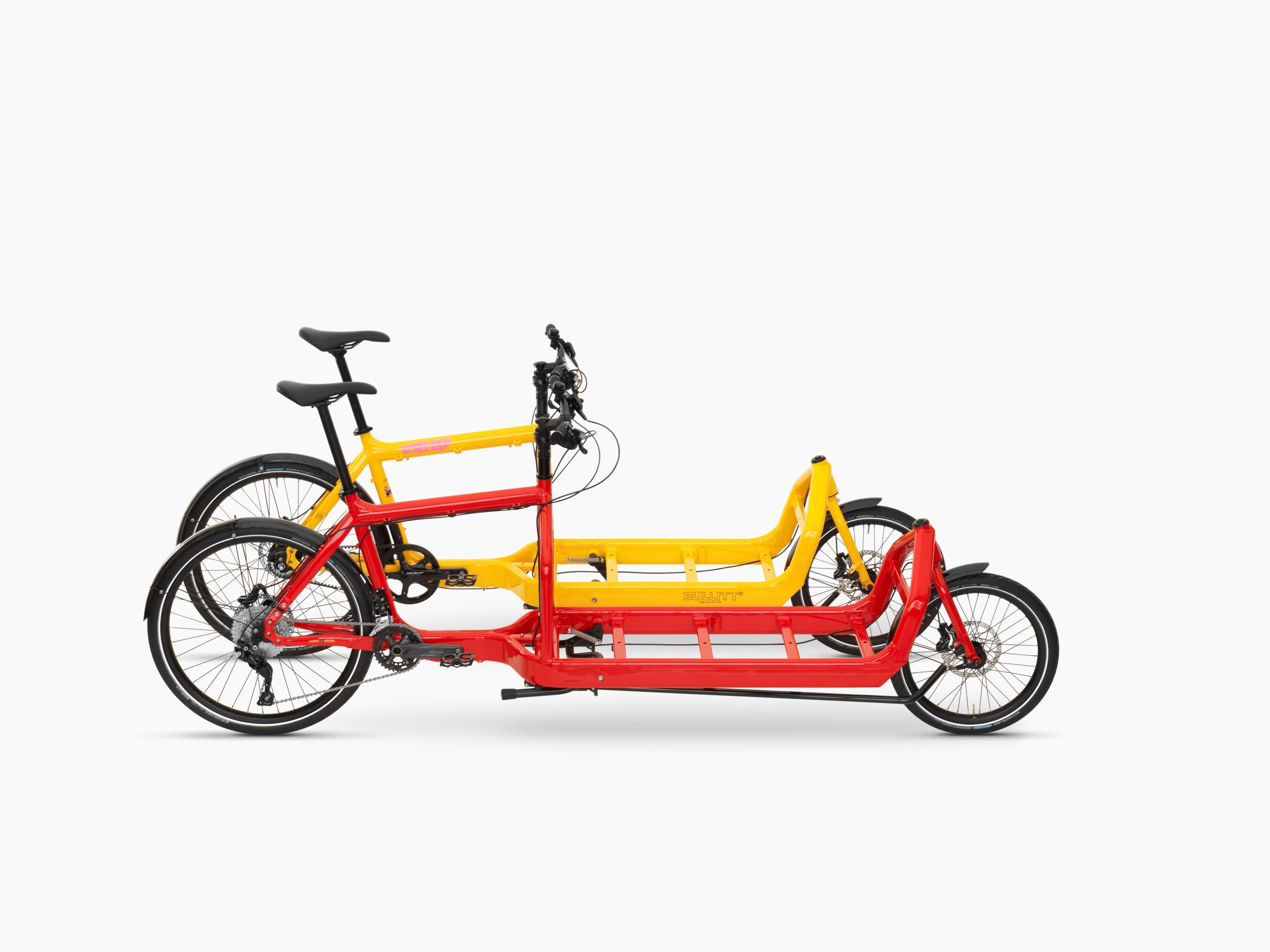 A Bullitt X and a Bullitt Original cargo bike side to side