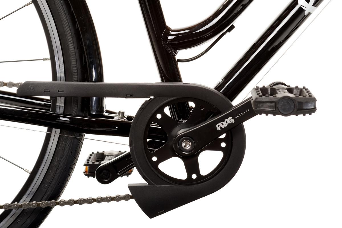 Drive train of a black Frog City bike