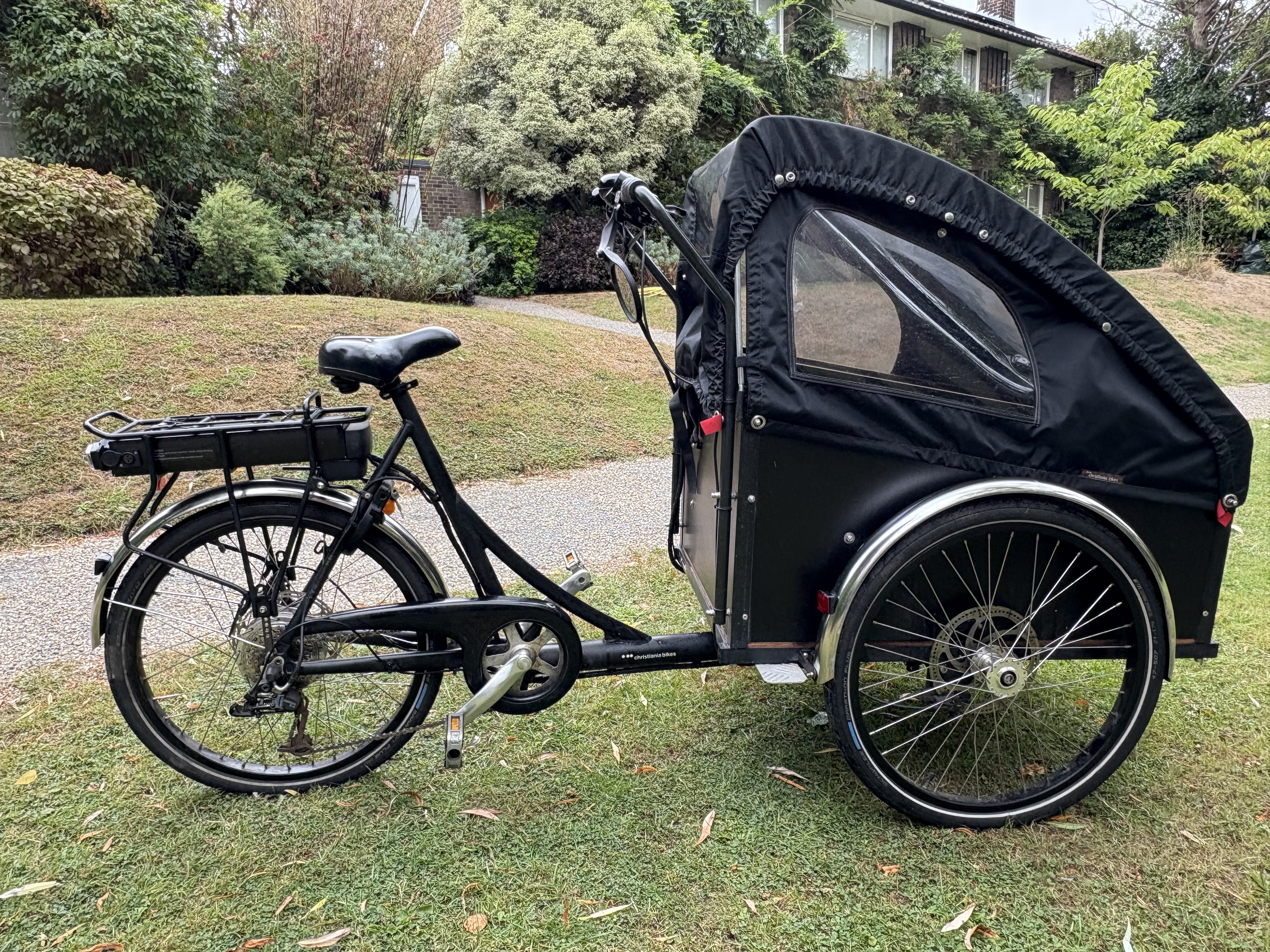 Christiania electric rear drive with rain cover